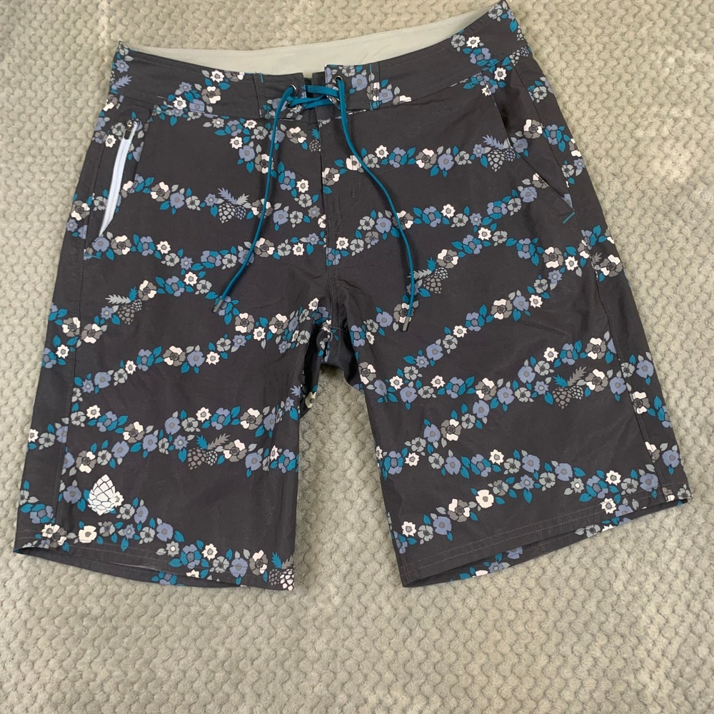 Stio Board Shorts Mens 32 Charcoal Blue Floral Pineapple Swim Trunks